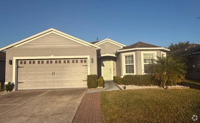 Building Photo - 1806 Sereno Dr Rental