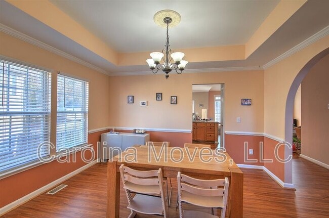 Photo - 512 S Orchard Farms Ave