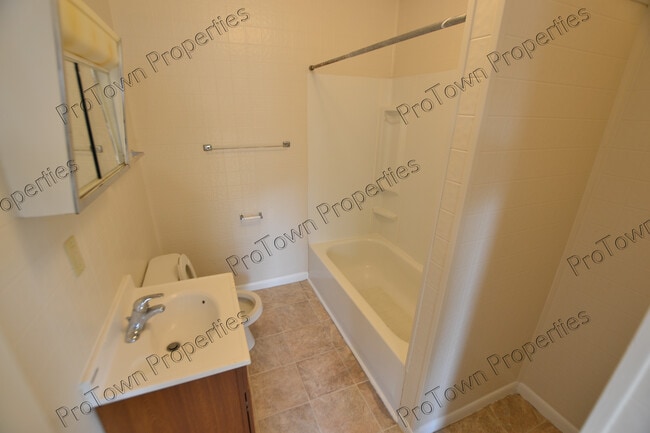 Photo - 342 Pine St Unit 342