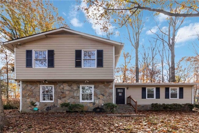 Building Photo - 888 Chartley Dr SW