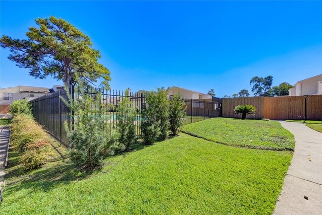 Photo - 6401 Deihl Rd Unit 505