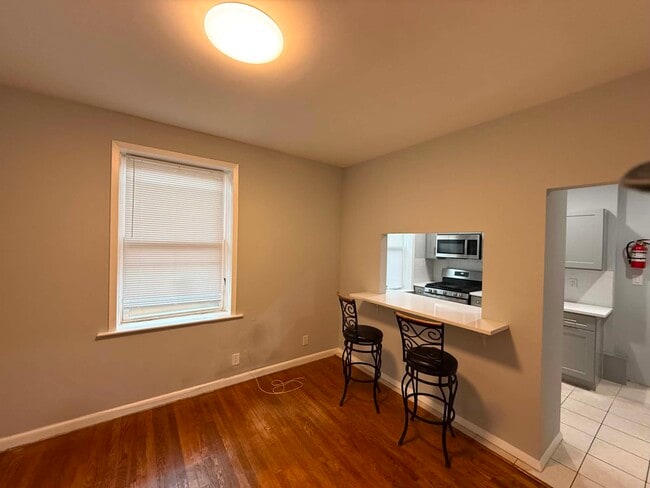 Photo - 18 74th St Unidad A3/103