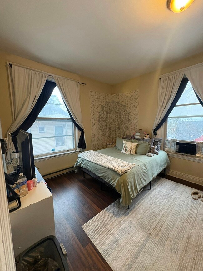 Building Photo - 509 Monroe Ave Unit 2