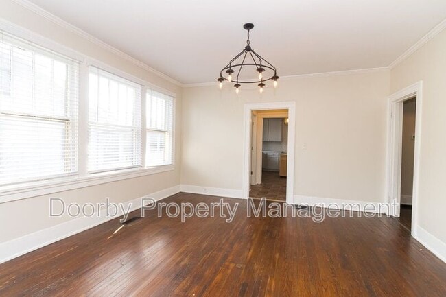 Photo - 2112 Duncan Ave