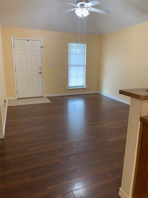 Photo - 5720 Shadowbend Cir W