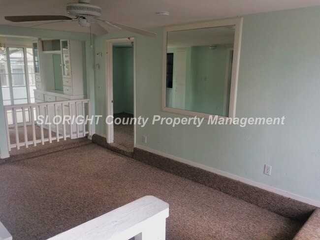 Photo - AVAILABLE FEBRUARY- Lower Level Duplex - 1 Bedroom + Den Unidad A