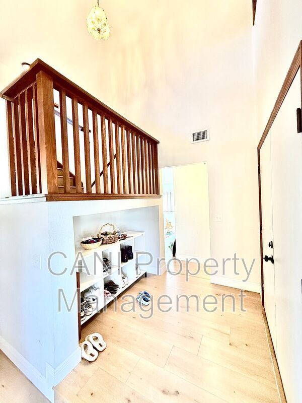 Photo - 435 Loblolly Ln