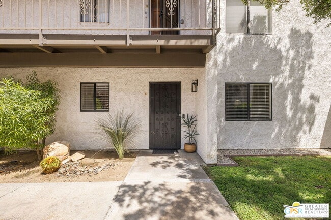 2230 S Palm Canyon Dr Unidad 6