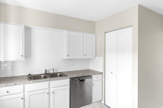 Photo - Ethel Apartments