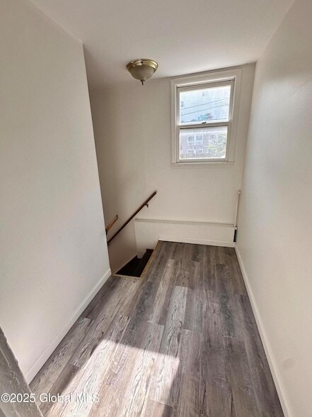 Photo - 200 Mohawk St Unit 2