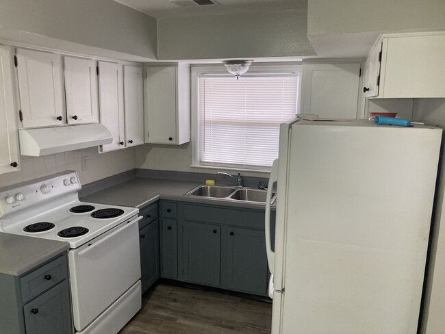 Photo - 2039 Nashville Ct