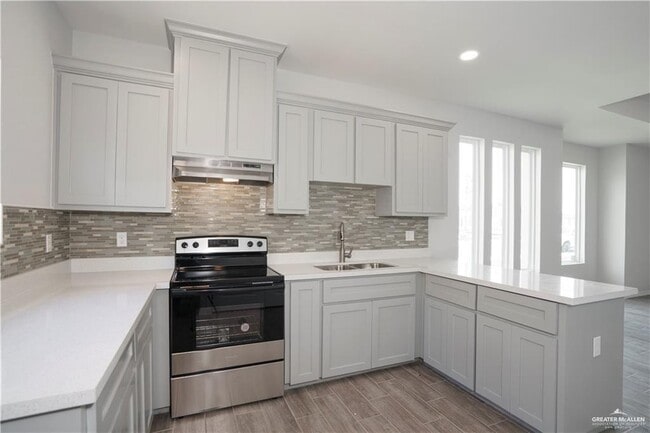 Photo - 32 Puffin Ave