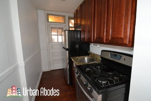 Building Photo - 528 W Surf St Unit 2SA0Q