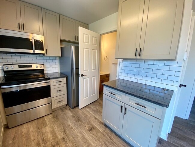 Photo - 40 Pheasant Ln Townhome