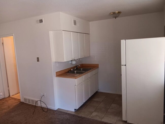 Building Photo - 5808 Stieren Dr Rental