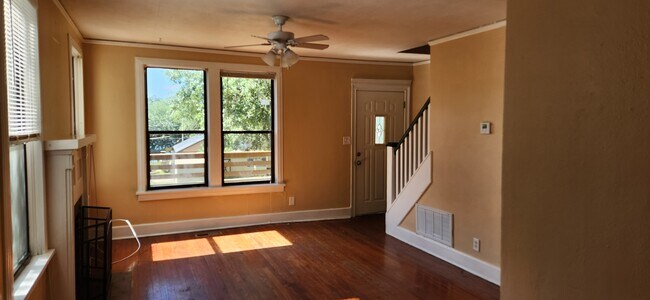 Photo - 240 Lake Ella Dr