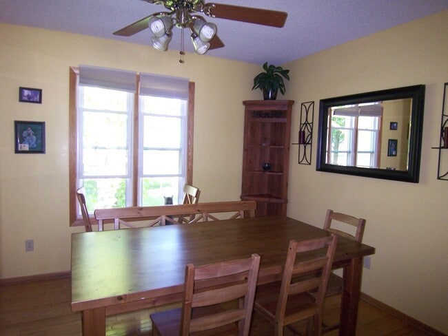 Photo - Available March 15! Beautiful 3 Bedroom Home in the Gilbert School District