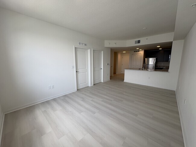 Photo - 5563 Millennia Park Dr
