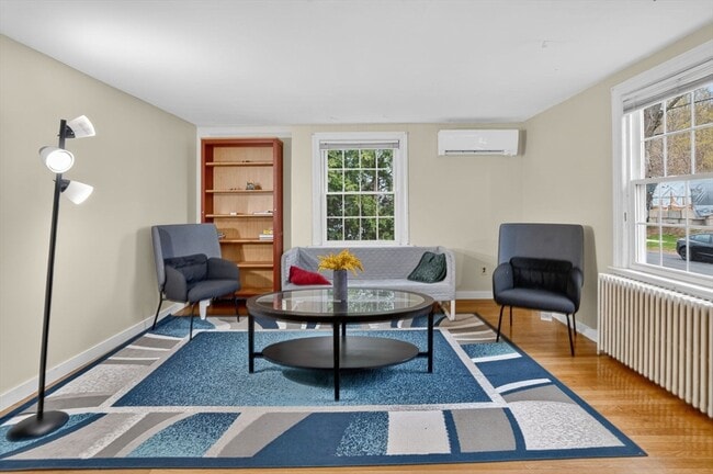 Photo - 13 Pleasant St