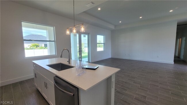 Photo - 424 SW 28th Ave