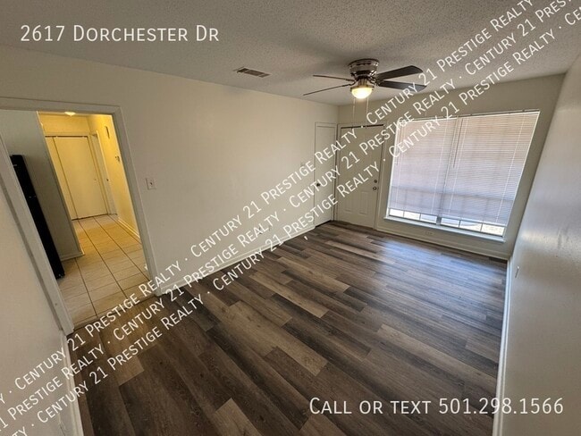 Photo - 2617 Dorchester Dr