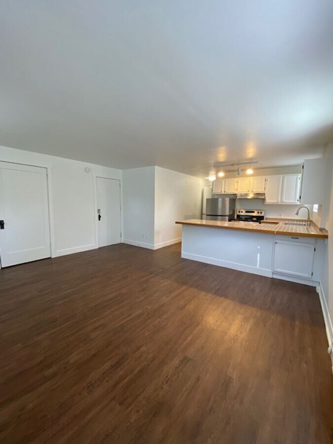 Photo - Baird Apartments