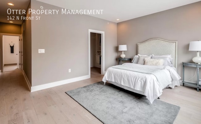 Photo - 142 N Front St