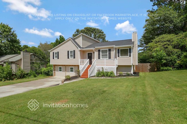 Building Photo - 4030 Leicester Dr NE Rental