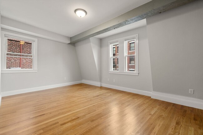 Photo - 129 Sutherland Rd Unit 2