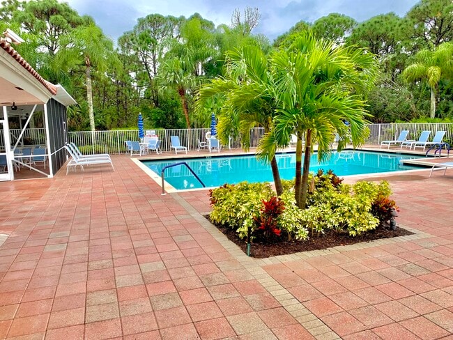 Photo - 4972 SE Mariner Village Ln