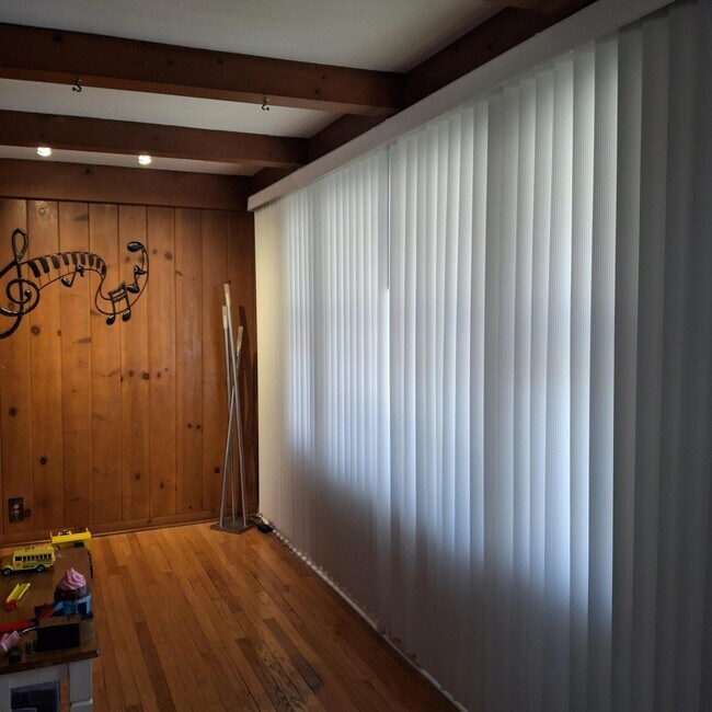 Photo - 2347 N 117th St