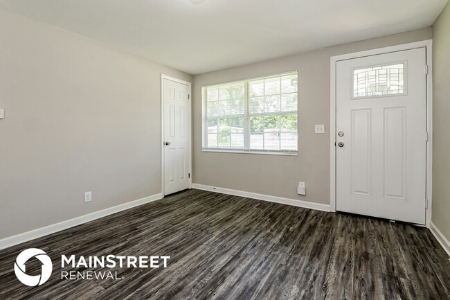 Photo - 6928 Sonora Dr N