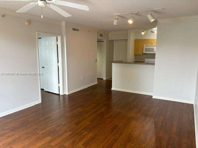 Photo - 1900 Van Buren St Unit 311B