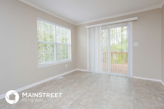 Photo - 6411 Hillview Ln