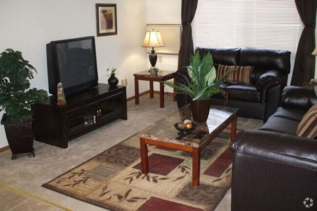 Deckner Manor Apartment Homes