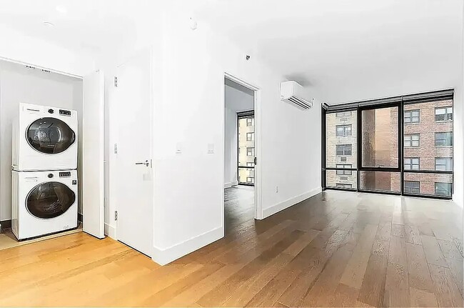 Photo - 227 Lexington Ave Apartamento Unidad 702