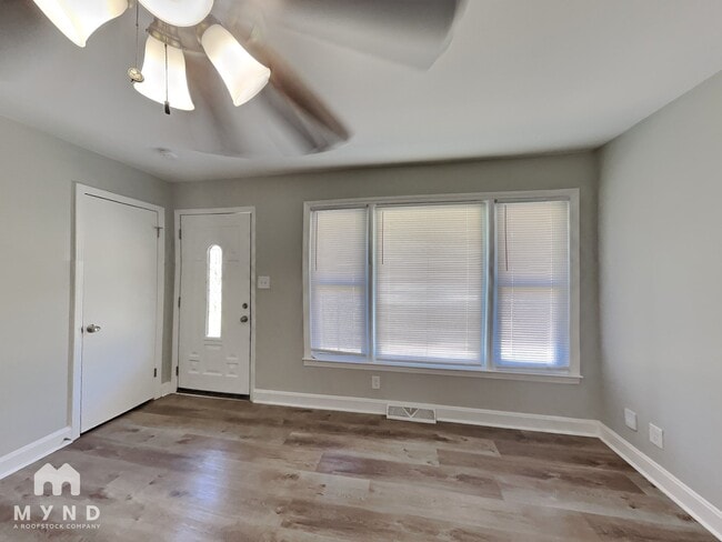Photo - 2837 Wedgefield Dr