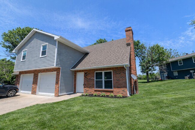 Building Photo - 1923 Mirtle Grove Ct