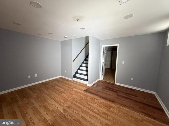 Photo - 1831 W Diamond St