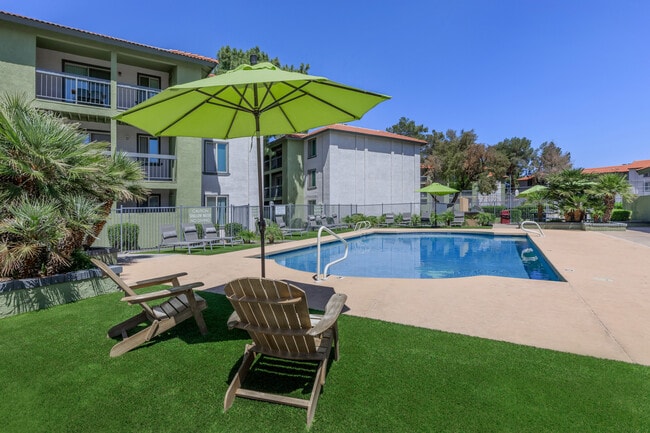 Building Photo - Sahara and Playa Palms Rental