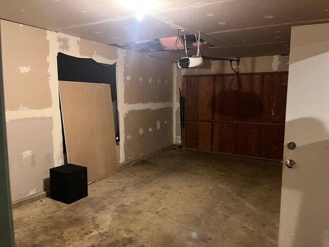 Photo - 6871 Beth Cir