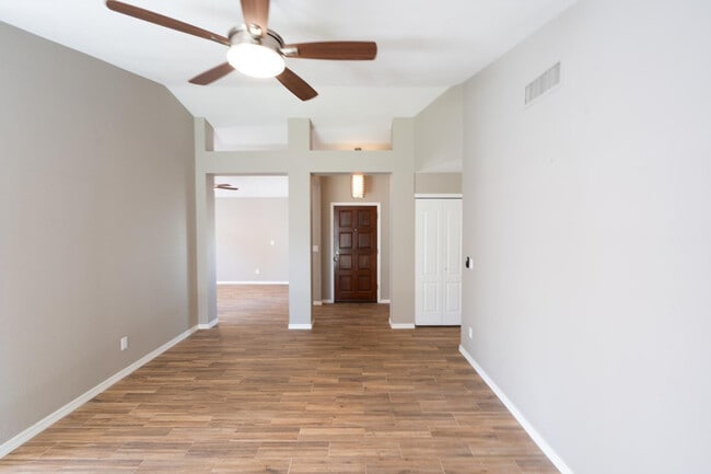 Photo - 15006 S 27th Way