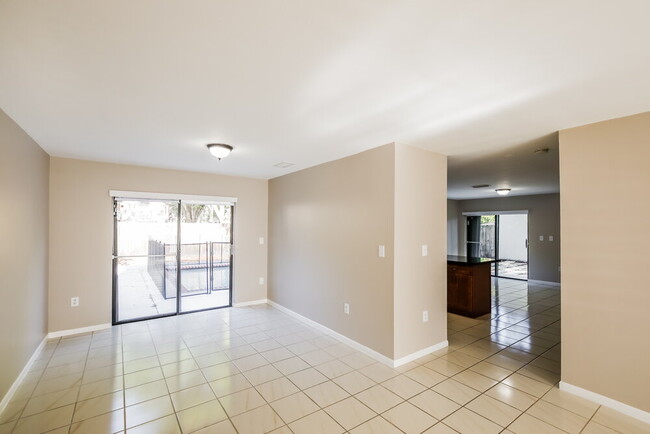 Photo - 10445 SW 158th Pl