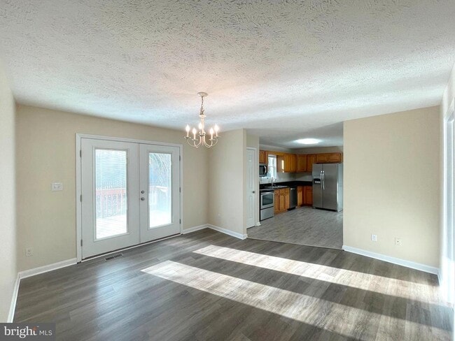 Photo - 20847 Sandstone St