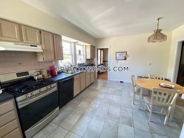 Photo - 75 Claymoss Rd Unit 1