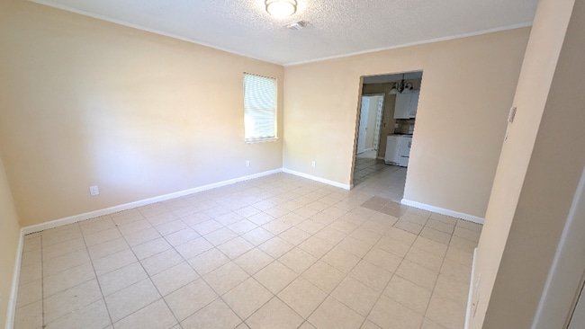 Photo - 1007 Winton Ave Unit A