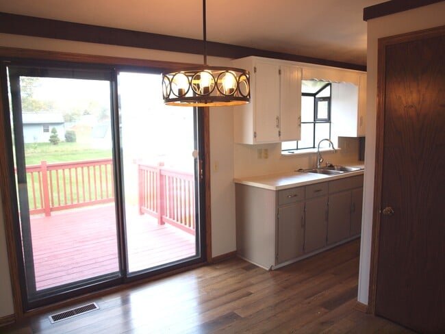 Photo - 607 Cheyenne Cir