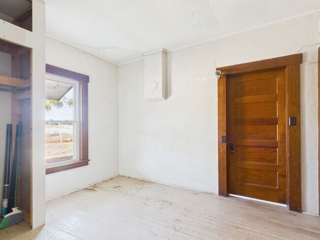 Photo - Beautiful Hill Country Farm House