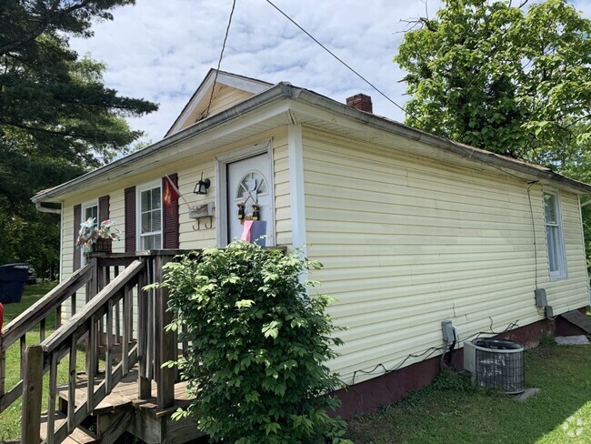 Building Photo - 1134 Cove Rd Rental