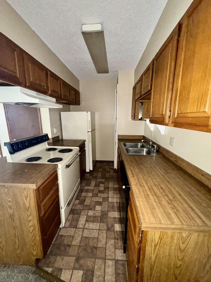 Photo - 702 NE 11th St